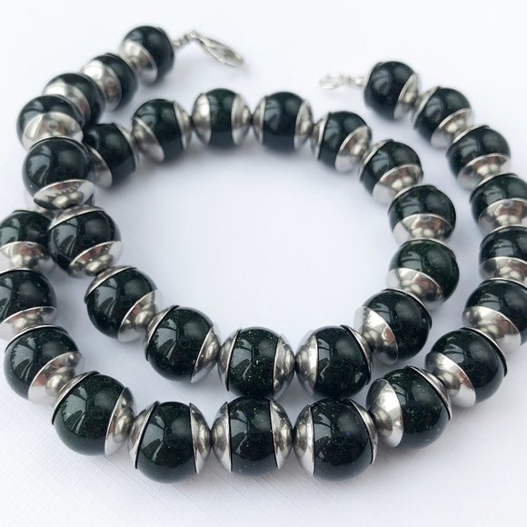 Deep green chunky necklace, statement casual necklace - Picture 5 of 15